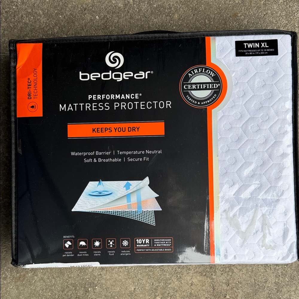 Bedgear waterproof mattress Protector - Twin XL